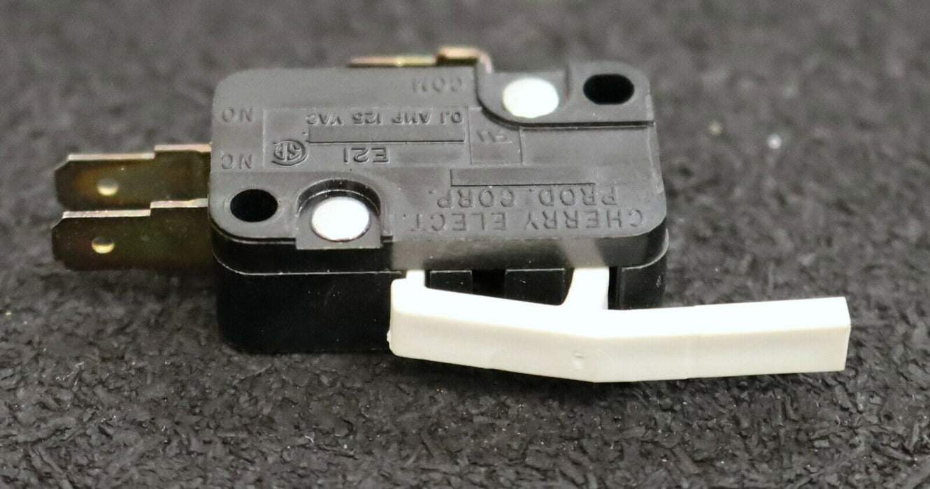 CHERRY Mikroschalter mit Hebel E21 0,1A 125VAC - unbenutzt