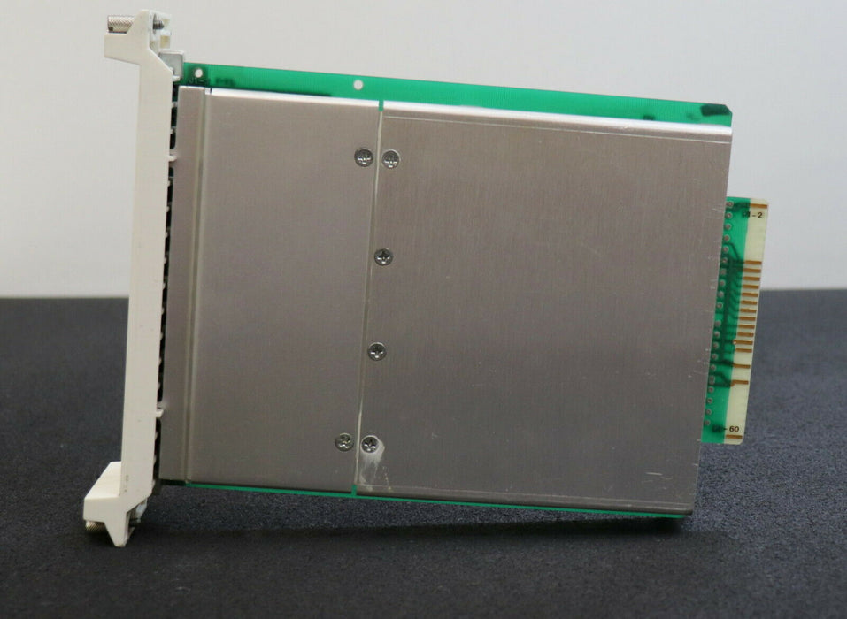 GOULD MODICON Output module B638 24VDC REV C ALT 83 01 - gebraucht