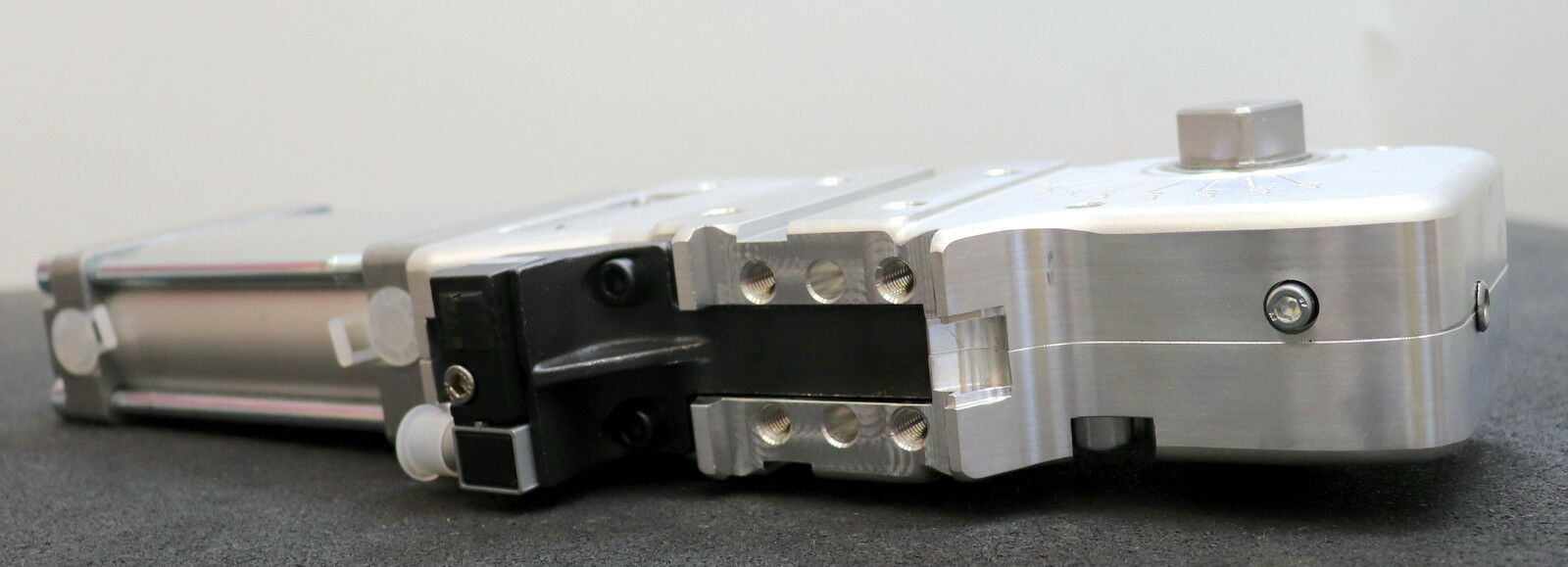 DESTACO Automations-Kraftspanner 82M-603063D8 Haltemoment 1000Nm Spannmoment 420