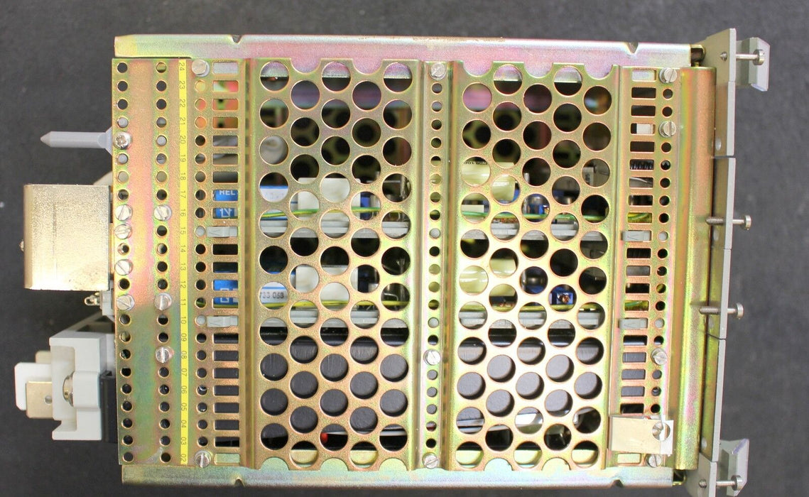 AEG Überstromzeitrelais SMK351 1A 50Hz 24VDC RS274E58 UMZ-Relais