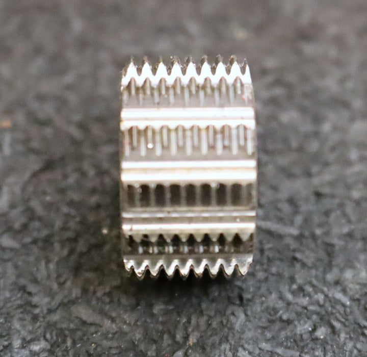 SCHNYDER Vollstahl-Wälzfräser No. 21136 m= ? ho= 0,97 Abmessungen Ø18x10xØ8mm