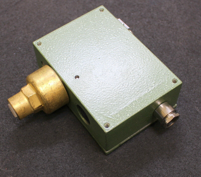 HERION Differenzdruckschalter 0811500 0,3 - 6bar - Bauform 7D - Umax=380V - 1Stk