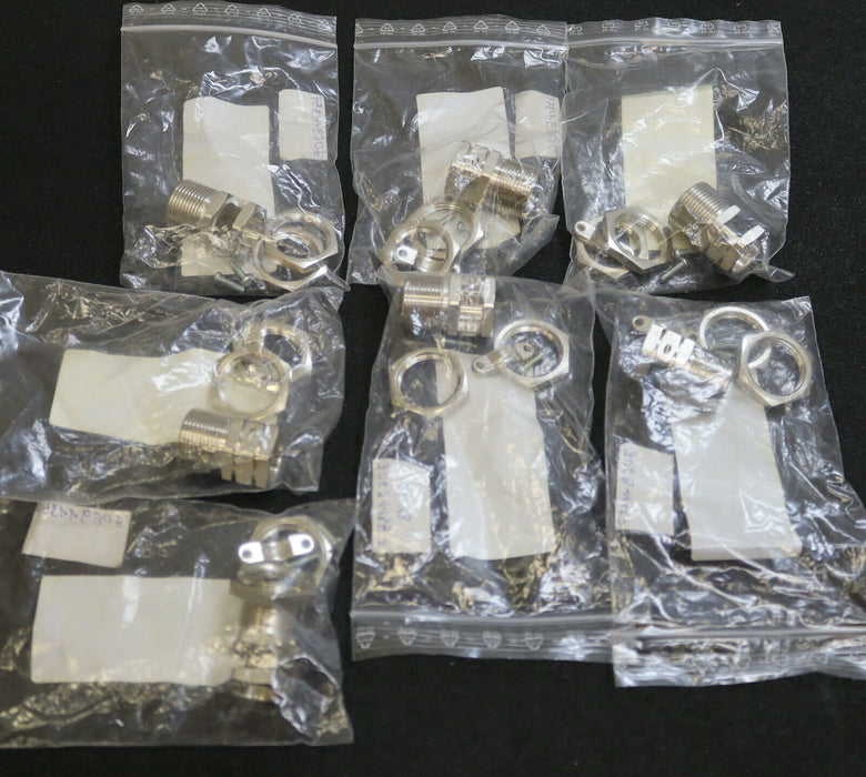 BALLUF 7 Stück Klemmhalter BAM00FZ BES 18,0-KH-4 Art.Nr. 127698 - unbenutzt