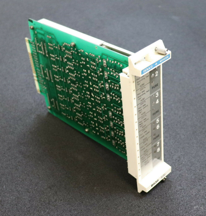GOULD MODICON Output module B638 24VDC REV C ALT 83 01 - gebraucht