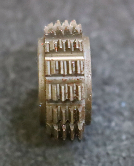 MIKRON Vollstahl-Wälzfräser No. 82738 m= 0,48 ho= 1,18 Abmessungen Ø24x10xØ8mm