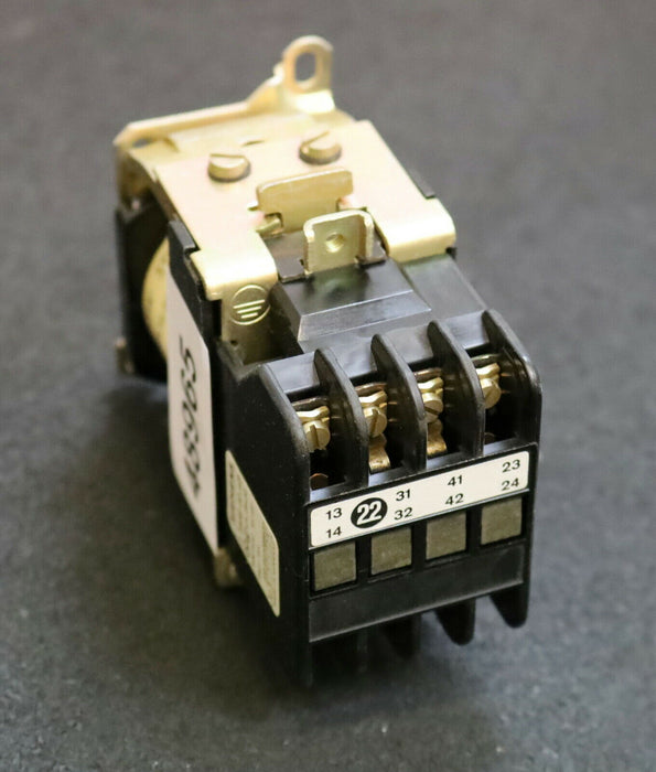 SIEMENS Kontroll-Relais 3TA6802-4B Nennspannung 48VDC 2S + 2Ö Ith = 16A