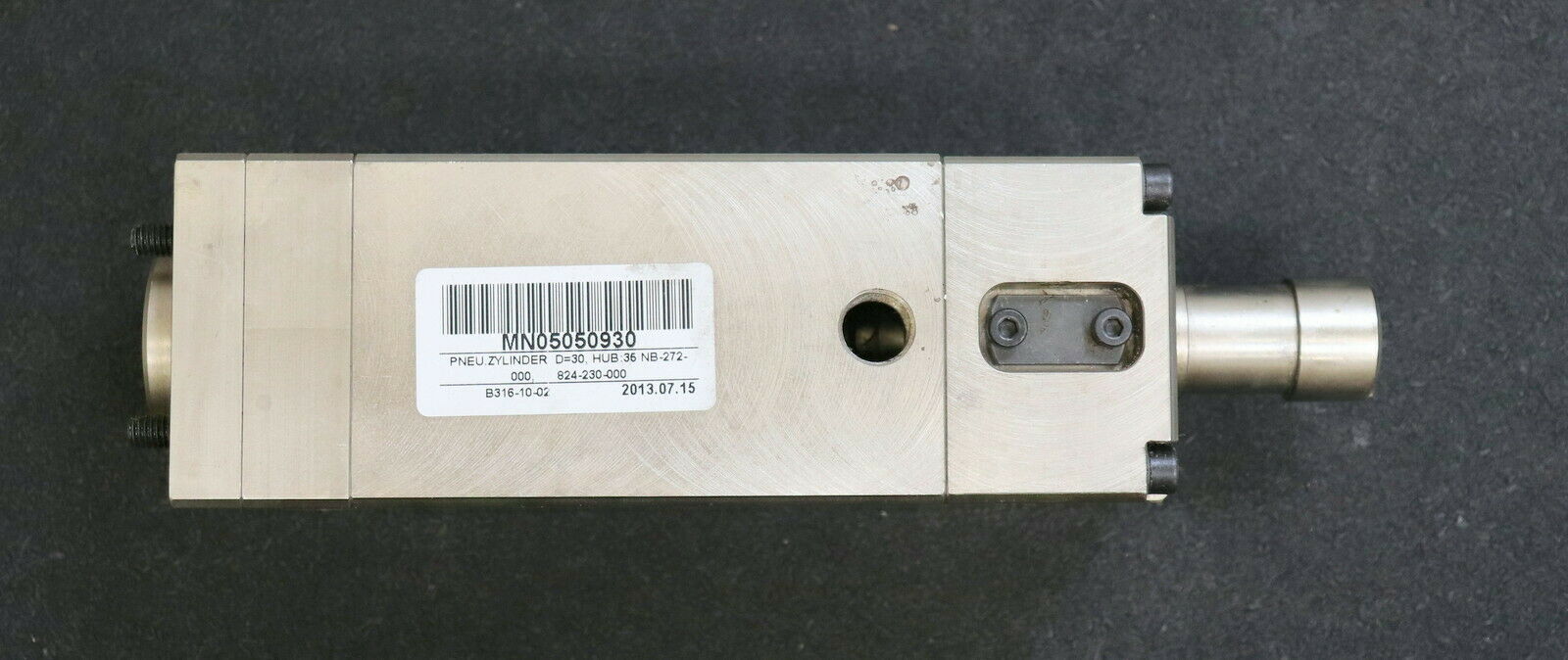GROB Pneumatik-Zylinder Ø = 30mm Hub 35mm NB-272-000 Art.Nr. 824-230-000