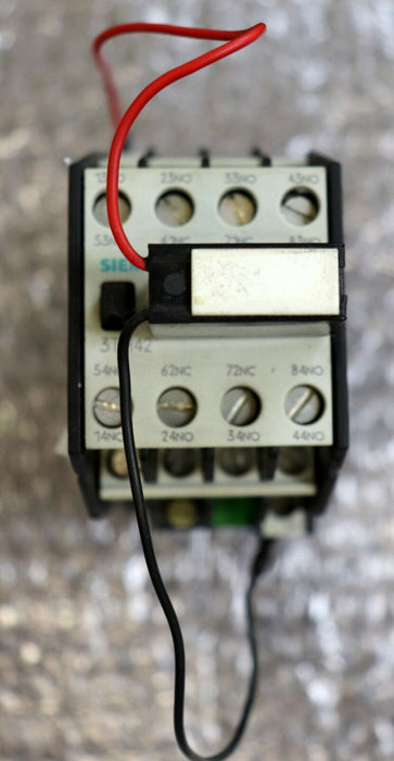 SIEMENS Leistungs-Schütz 3TH4262-0B Typ 44E Spulenspannung 24VDC 6S + 2Ö 6NO+2NC