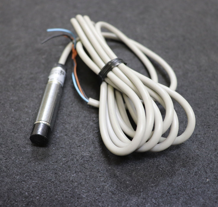 TELEMECANIQUE Induktiver Näherungsschalter XSA-H04713 Artikelnr. 34319 Ø12mm