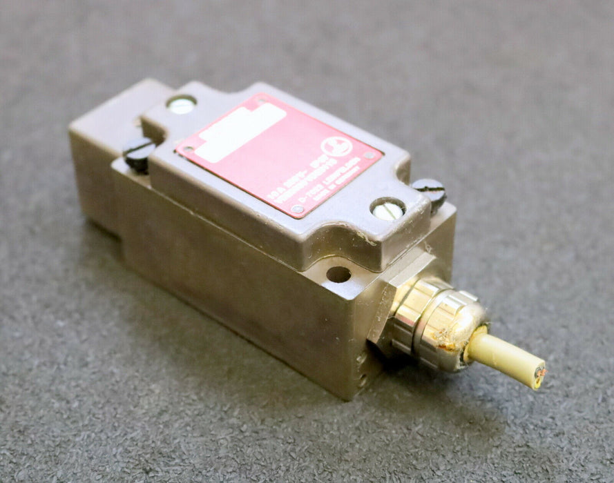 EUCHNER Sicherheitsschalter NZ1W0-528 C782 250VAC 10A IP67 gebraucht