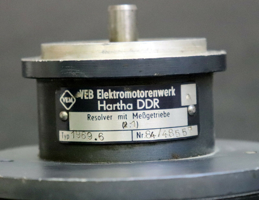 VEB ELEKTROMOTORENWERK HARTHA Resolver mit Messgetriebe Typ 1969.6 Getriebe 2:1