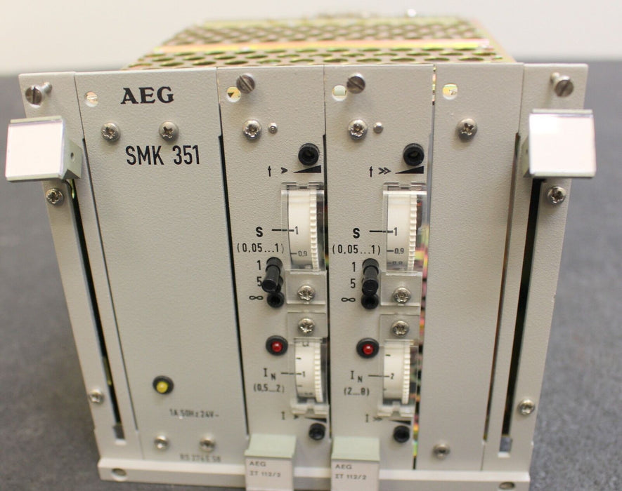 AEG Überstromzeitrelais SMK351 1A 50Hz 24VDC RS274E58 UMZ-Relais