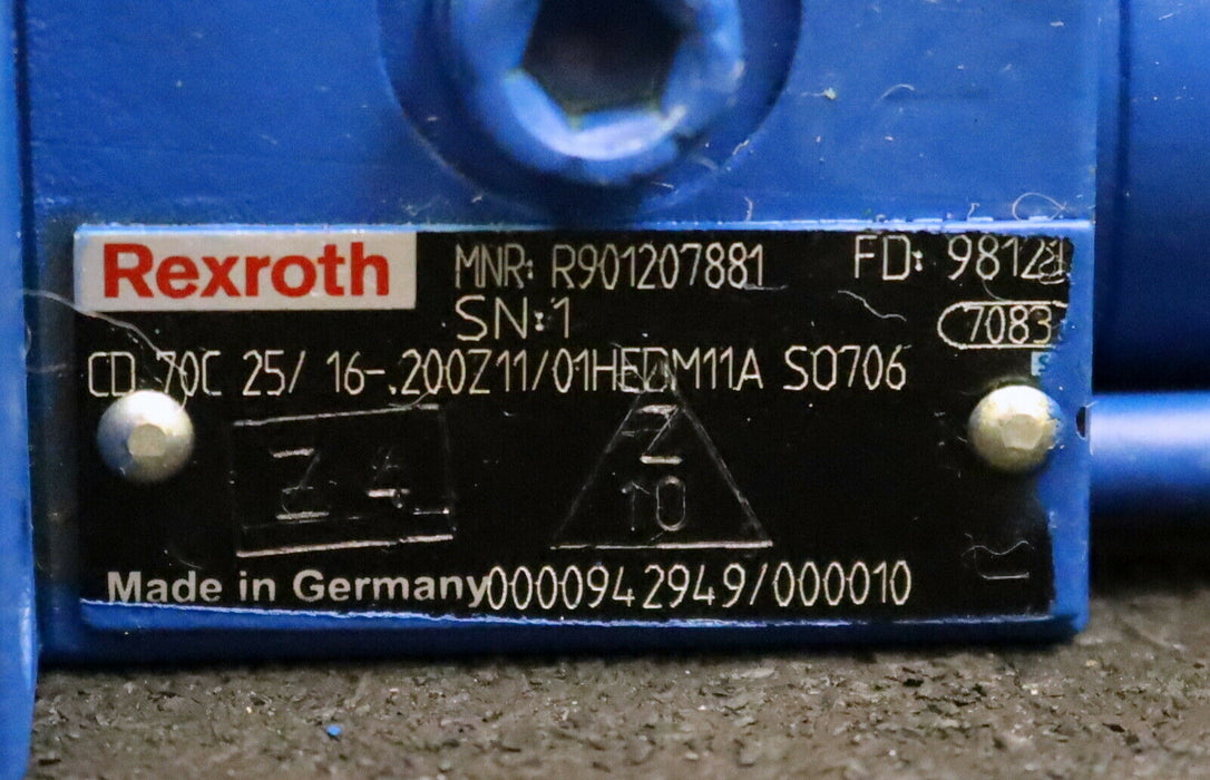 REXROTH Differentialzylinder hydraulic cylindre R901207881 CD 70C 25/16 200Z11