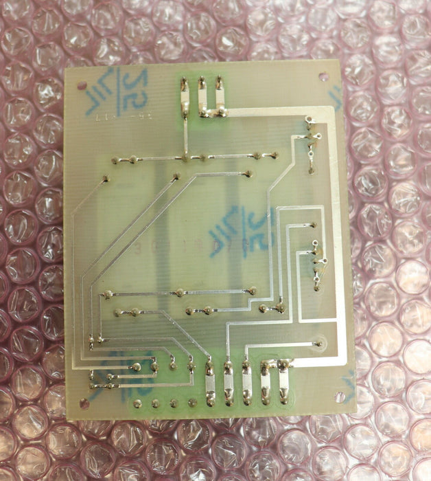 RFT Platine 3317 30119070 mit 3 x RGK 30/2 1/124/01 gebraucht - geprüft - ok -