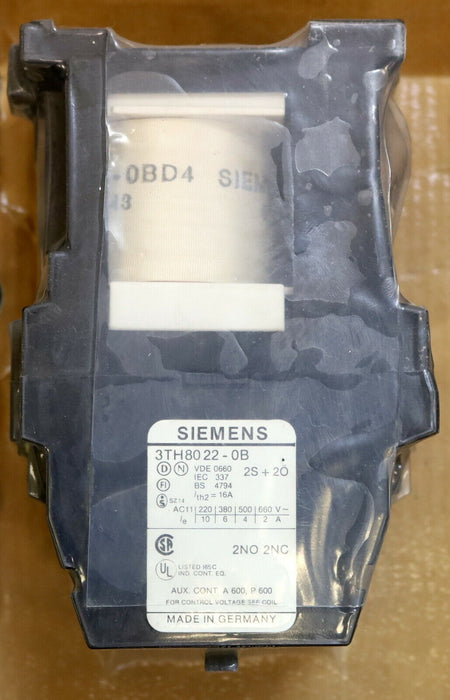 SIEMENS Hilfsschütz 3TH8022-0BD4 2S/2Ö 10A Nennspannung: 42VDC Neu: 3TH4022-0BD4