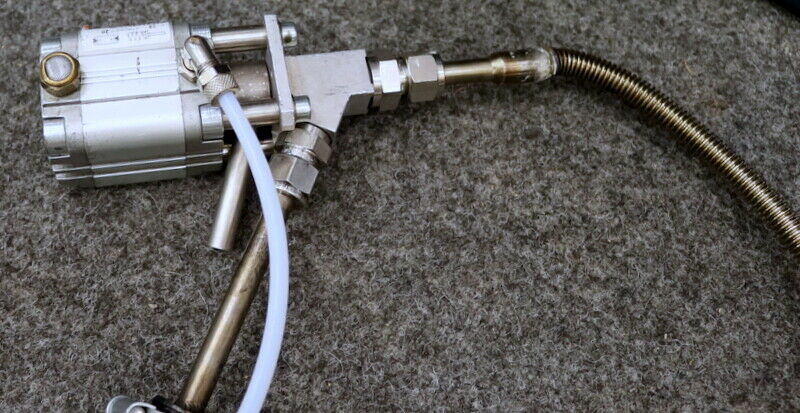 AVL Opacimeter Typ AVL 4390 G004 Seriennr. 1816 Sondenrohr + Sondenleitung