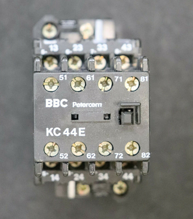ABB BBC PETERCEM Hilfsschütz KC44E Spule 220VDC FP H142 3001 R0445 4A 240V AC11