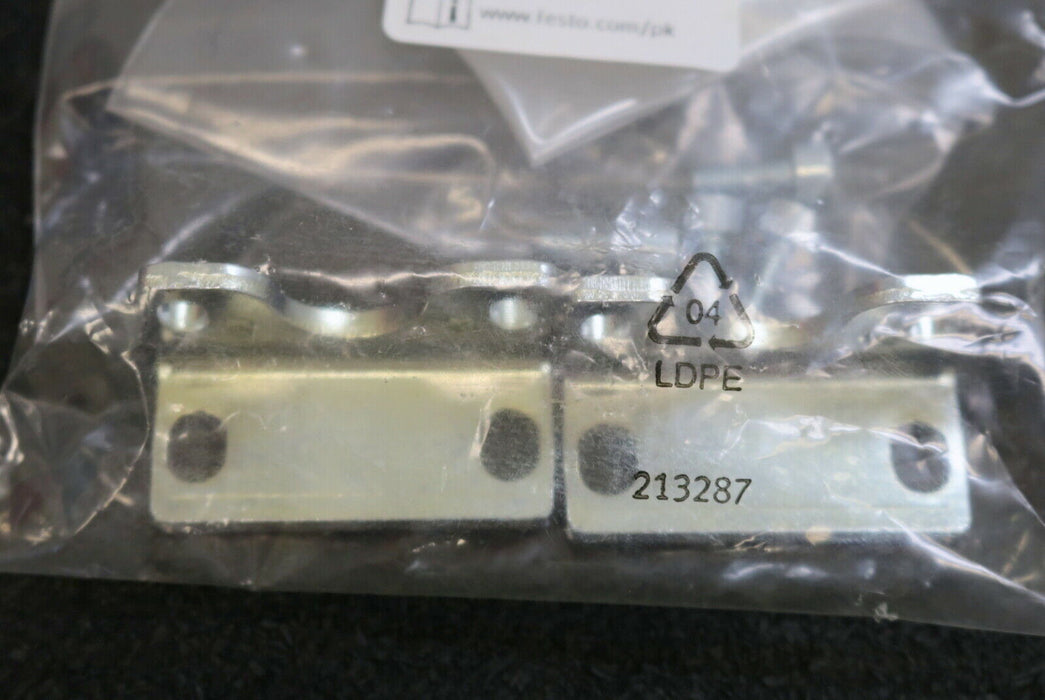 FESTO 2x Fußbefestigung 2x Foot mounting HPC-18 Art.Nr. 533667 unbenutzt in OVP