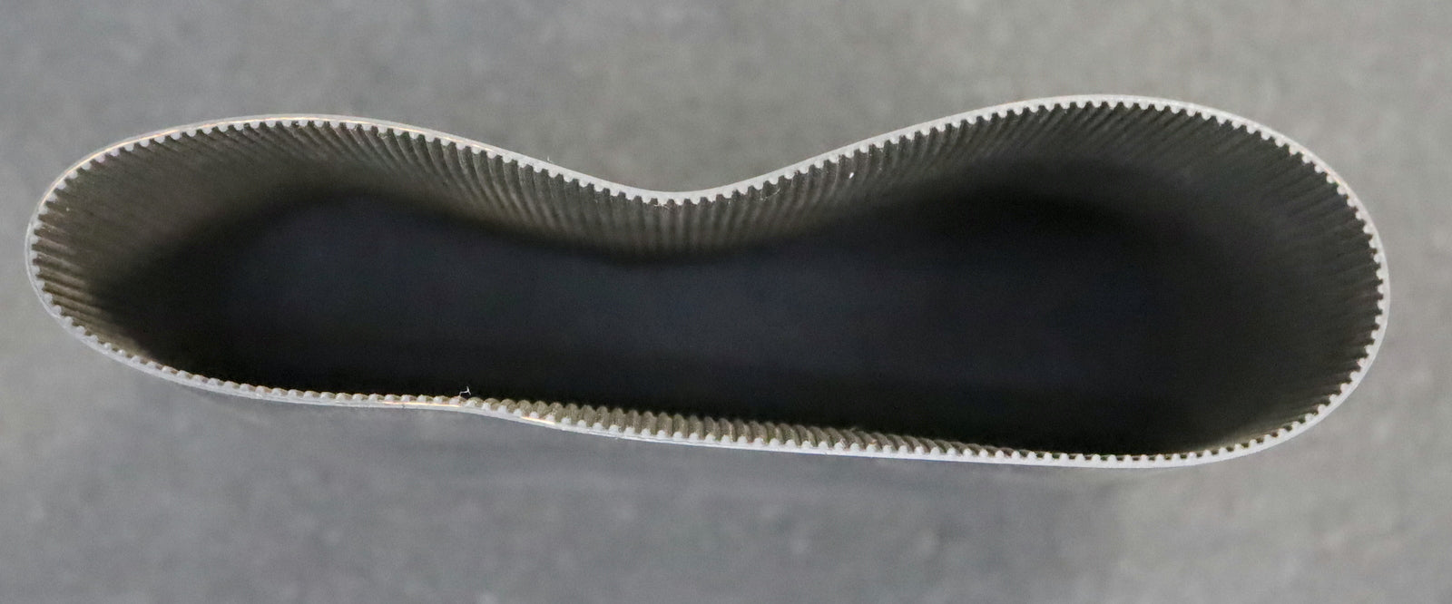 Bild des Artikels GATES-120mm-breiter-Zahnriemen-2MR-Breite-120mm-Länge-380mm---zum-zuschneiden