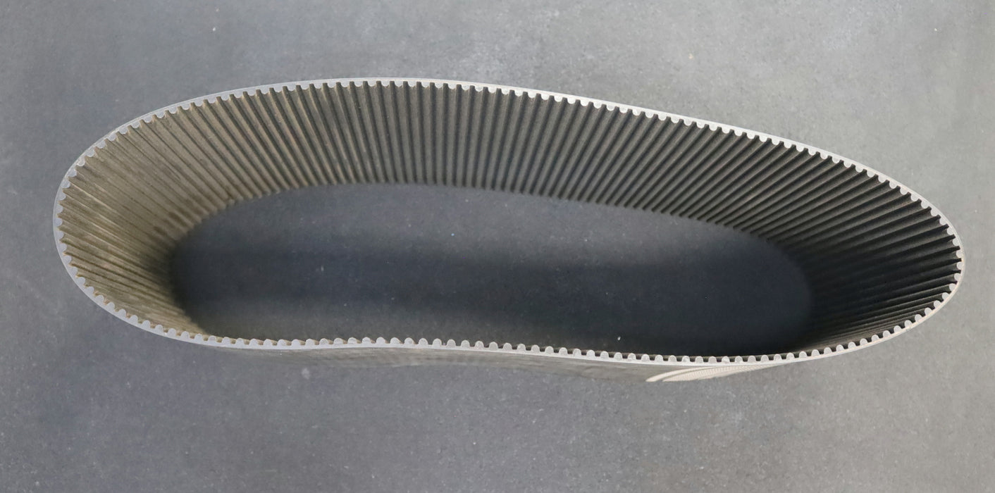 Bild des Artikels GATES-209mm-breiter-Zahnriemen-8M-Breite-209mm-Länge-1224mm---zum-zuschneiden