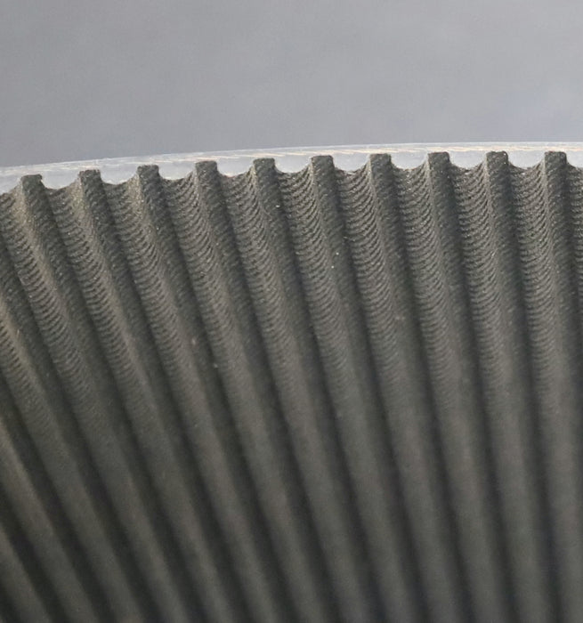 Bild des Artikels GATES-209mm-breiter-Zahnriemen-8M-Breite-209mm-Länge-1224mm---zum-zuschneiden