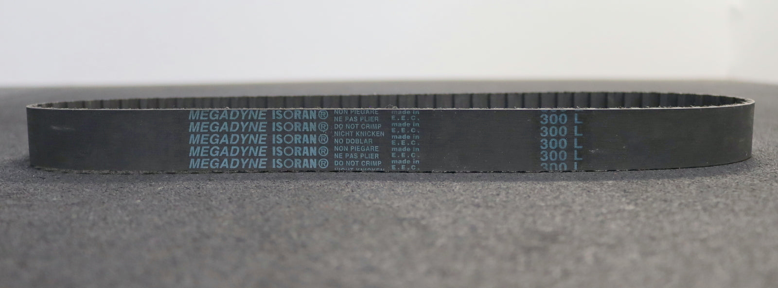 Bild des Artikels MEGADYNE-Zahnriemen-Timing-belt-300L-Breite-25mm-Länge-762mm-unbenutzt