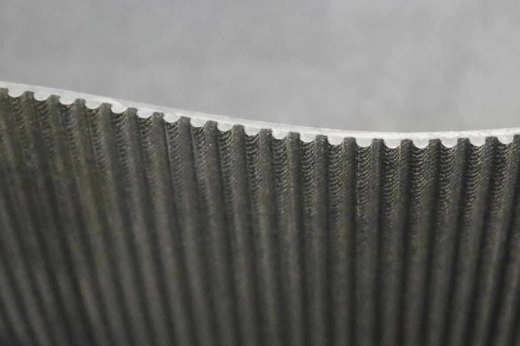 Bild des Artikels OPTIBELT-104mm-breiter-Zahnriemen-Timing-belt-5M-Breite-104mm-Länge-835mm