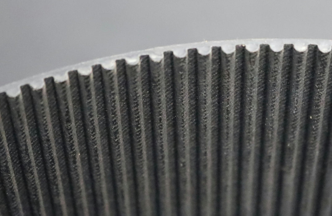 Bild des Artikels GATES-390mm-breiter-Zahnriemen-Timing-belt-5M-Breite-390mm-Länge-560mm