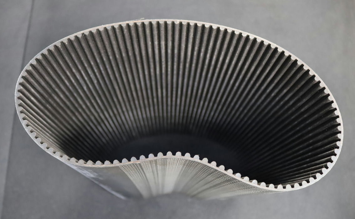 Bild des Artikels CONTITECH-445mm-breiter-Zahnriemen-Timing-belt-8M-Breite-445mm-Länge-800mm