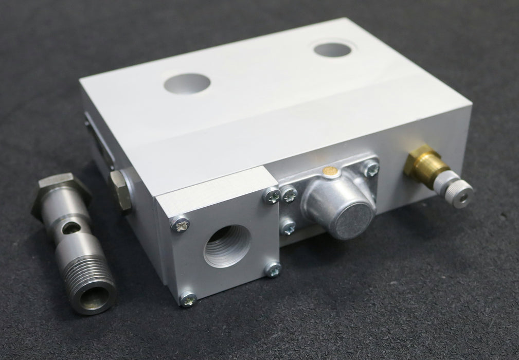 Bild des Artikels HERION-Steuereinheit-komplett-Wegeschieberblock-SKS-Nr.-1025165-Pe=-2,5-10bar