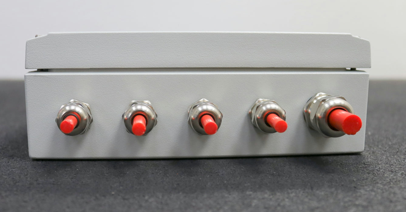 Bild des Artikels ROSE-GEHÄUSETECHNIK-Klemmkasten-für-4-Ausgänge-Alu-Gehäuse-Art.Nr.-10000014232