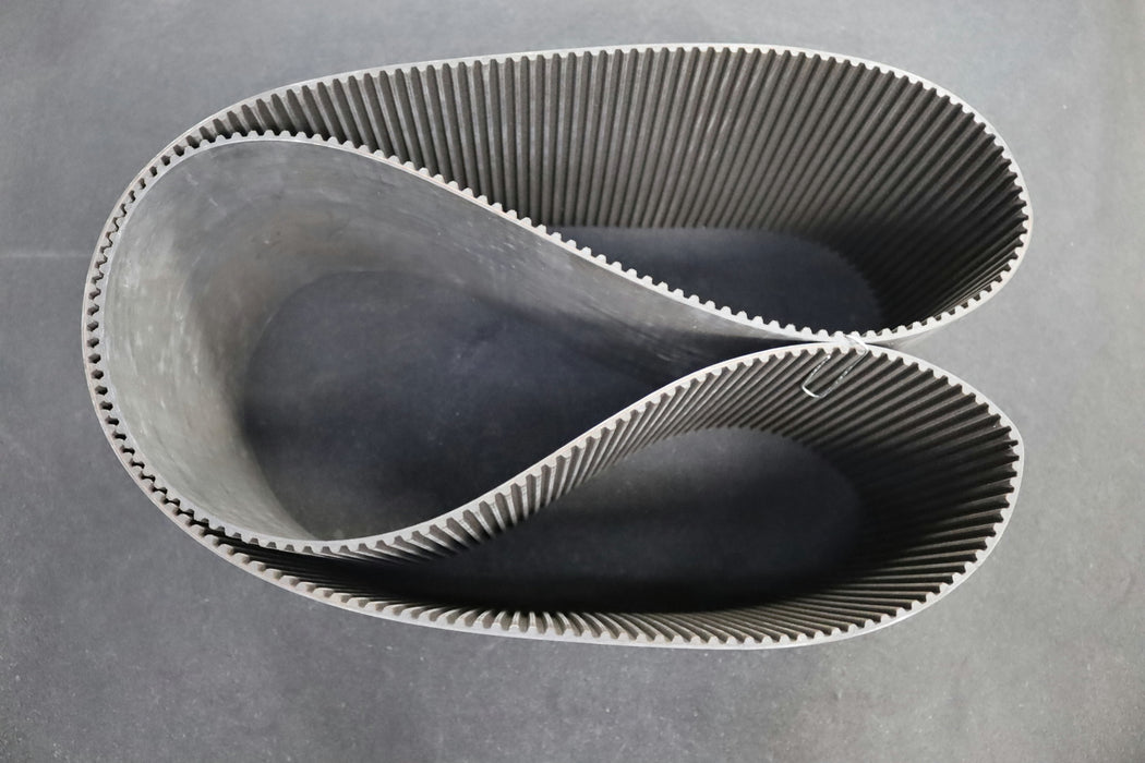 Bild des Artikels CONTITECH-217mm-breiter-Zahnriemen-Timing-belt-S8M-Breite-217mm-Länge-2240mm