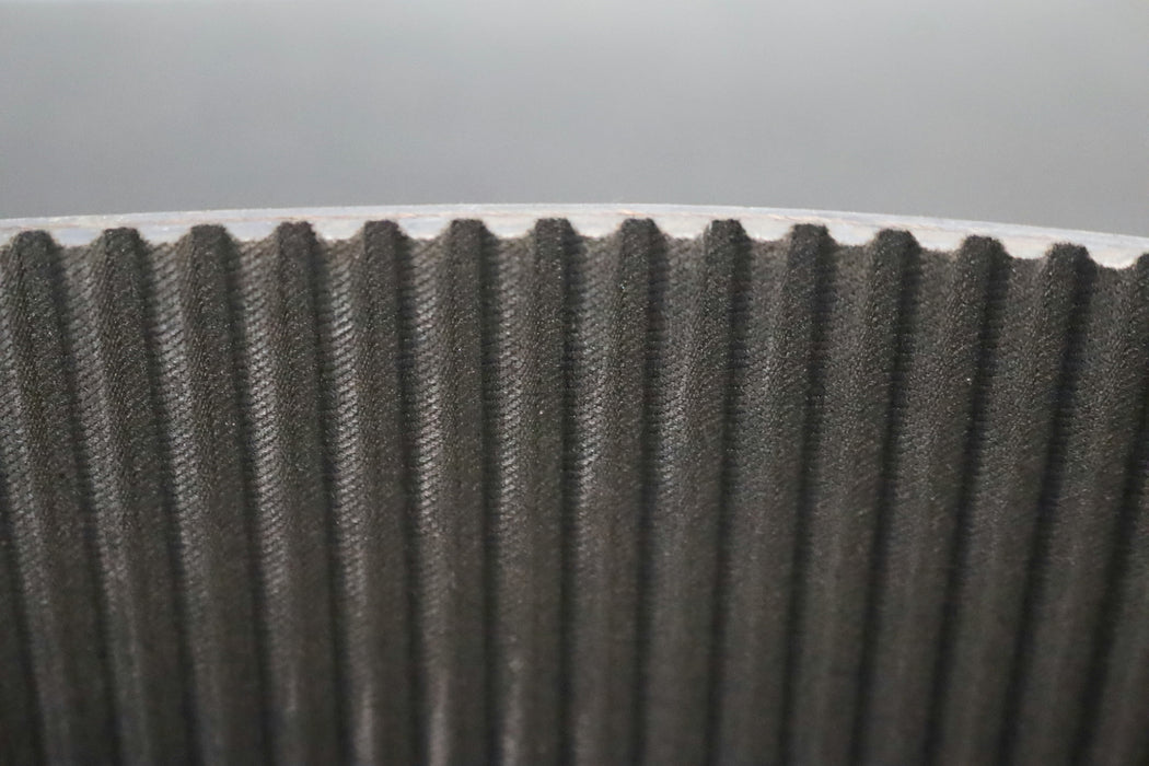 Bild des Artikels CONTITECH-217mm-breiter-Zahnriemen-Timing-belt-S8M-Breite-217mm-Länge-2240mm