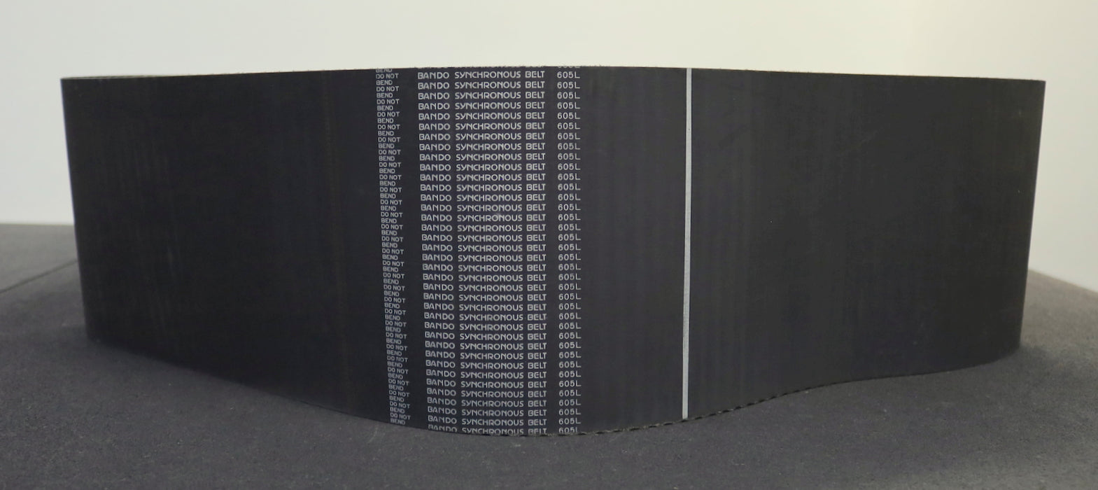 Bild des Artikels BANDO-177mm-breiter-Zahnriemen-Timing-belt-605L-Breite-177mm-Länge-1536,7mm