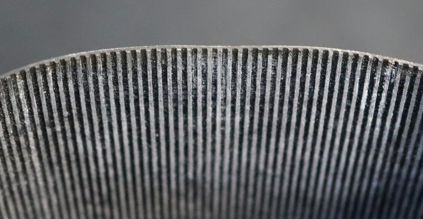 Bild des Artikels CONTITECH-475mm-breiter-Zahnriemen-Timing-belt-105,6MXL-Breite-475mm