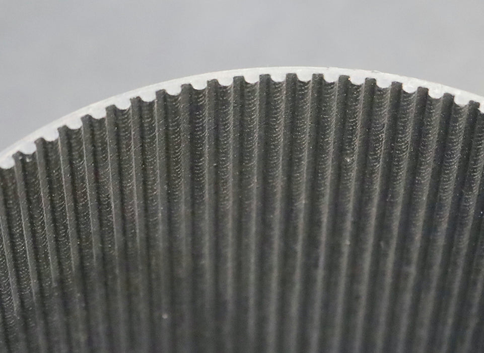 Bild des Artikels GATES-202mm-breiter-Zahnriemen-Timing-belt-5M-Breite-202mm-Länge-420mm