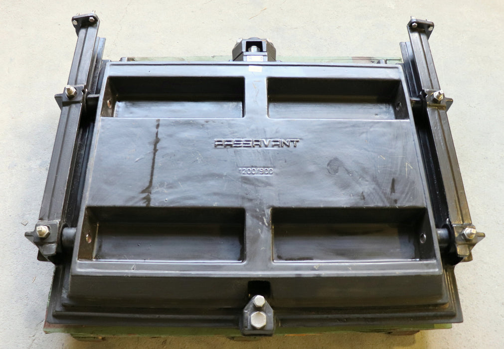 Bild des Artikels PASSAVANT-Rinnenschütz-Abmessungen-1200/900-Kom.-236-695-unbenutzt