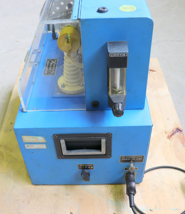 Bild des Artikels DVLR-/-DLR-Miniatur-Schweißgerät-in-Schutzgehäuse-+-Spanneinheit-auf-NOVOTECH