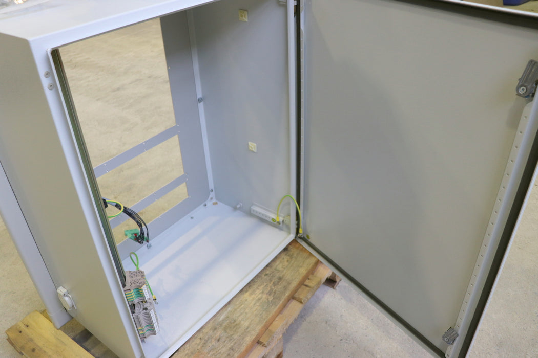 Bild des Artikels RITTAL-Schwenkpult-Command-Panel-System---Panel:-68x108x38cm-max.-Ausladung-1,7m