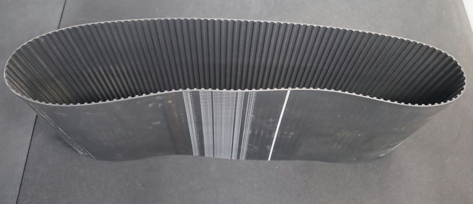 Bild des Artikels BANDO-271mm-breiter-Zahnriemen-Timing-belt-548L-Breite-271mm-Länge-1391,92mm