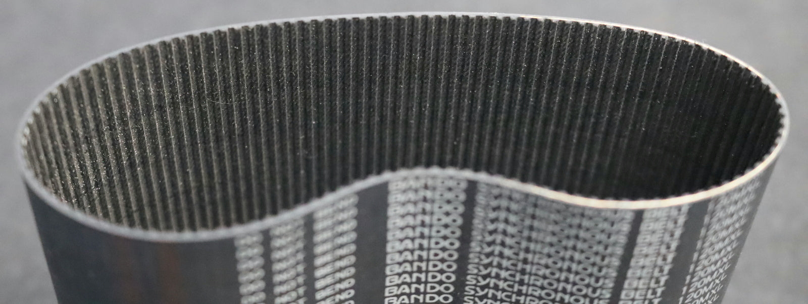 Bild des Artikels BANDO-97mm-breiter-Zahnriemen-Timing-belt-120MXL-Breite-97mm-Länge-304,8mm