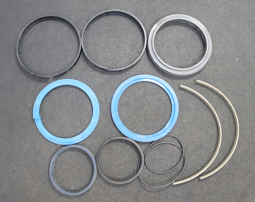 Bild des Artikels GRAY-Dichtungssatz-für-Selbstfahrer-Auslegekran-Typ-HB5000-Fab.Nr.-871010747