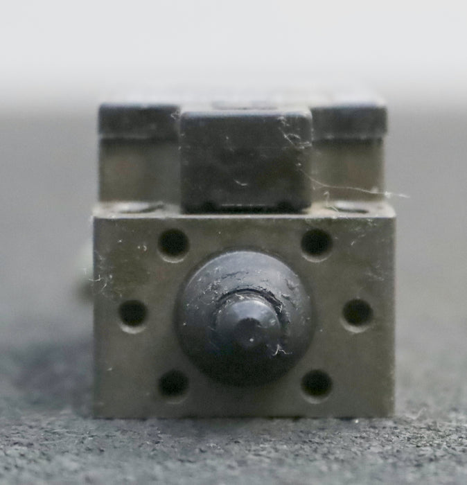 Bild des Artikels SCHMERSAL-Endschalter-ZS236-11z-2056-IP67-230VAC-4A-6kV-gebraucht