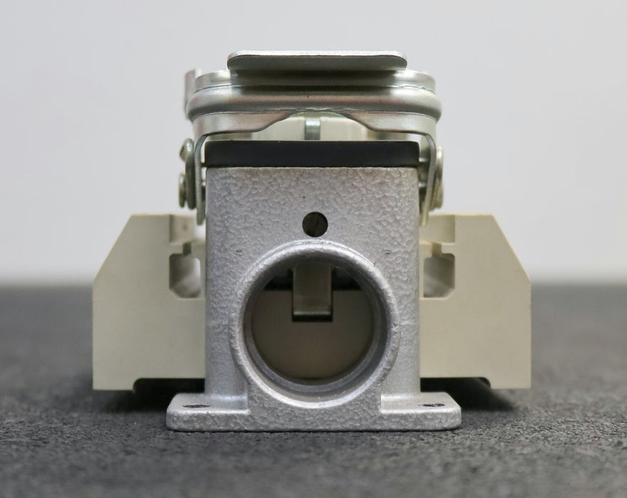 Bild des Artikels HARTING-Sockelgehäuse-mit--seitlichem-Anschlussverteiler-in-24-Einzeladern