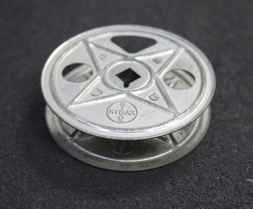 Bild des Artikels KINAX-Filmspule-für-Nonflam-Sicherheitsfilm-16mm-AußenØ-75mm-Innenvierkant-8x8mm