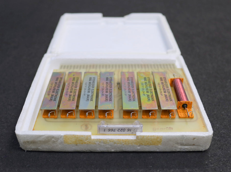 Bild des Artikels PITTLER-Platine-Art.Nr.-16-022-766-1-Platinen-Nr.-10-001-245-0/4-+-8-REED-Relais