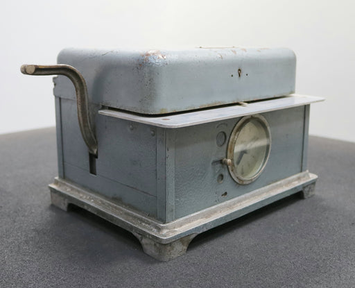 Bild des Artikels WÜRTTEMBERGISCHE-UHRENFABRIK-BÜRK-Stempeluhr-Historische-Stechuhr-Nr.-16591