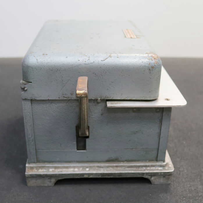 Bild des Artikels WÜRTTEMBERGISCHE-UHRENFABRIK-BÜRK-Stempeluhr-Historische-Stechuhr-Nr.-16591