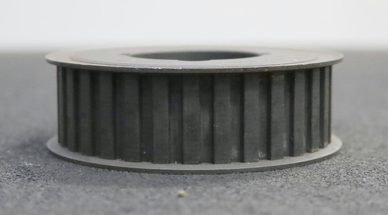 Bild des Artikels Stahl-Zahnscheibe-Pulley-mit-beidseitiger-Bordscheibe-32-L-100-Z=32-Profil:-L-