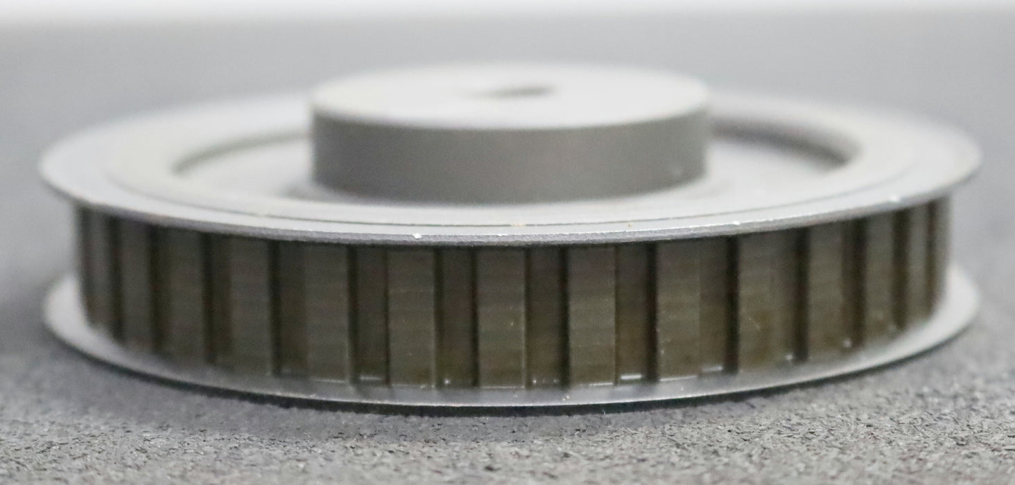 Bild des Artikels Stahl-Zahnscheibe-Pulley-mit-beidseitiger-Bordscheibe-36-L-50-Profil:-L--Z=36